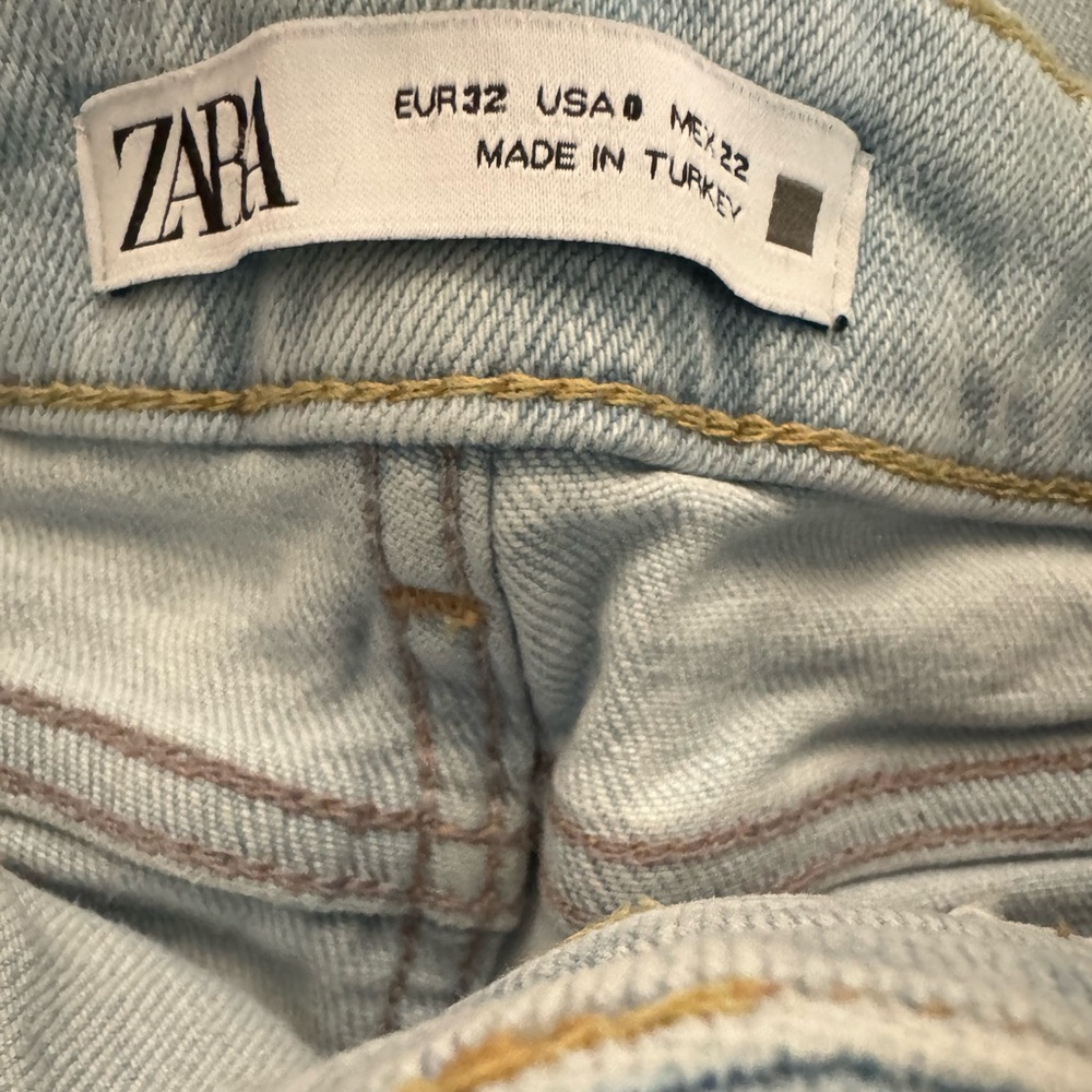 Zara jeans - Picture 3 of 3